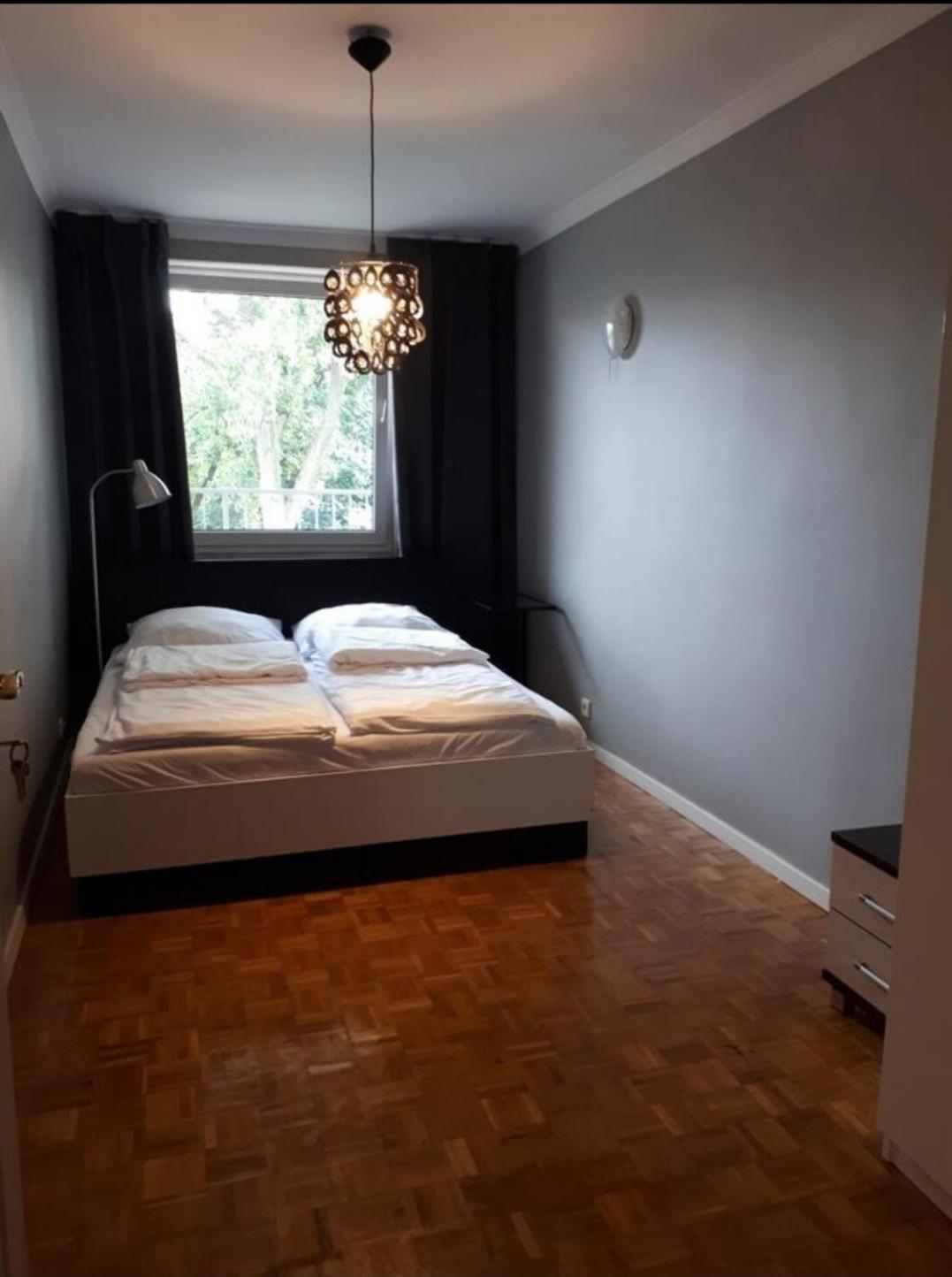 Apartament Blisko Centrum Miasta Ζιελόνα Γκόρα Εξωτερικό φωτογραφία